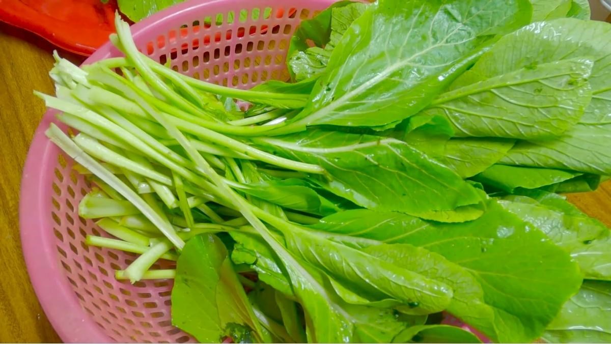 Cải chân ăn lẩu