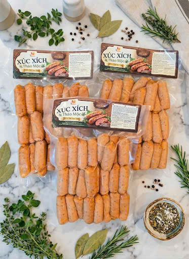 xúc xích thảo mộc