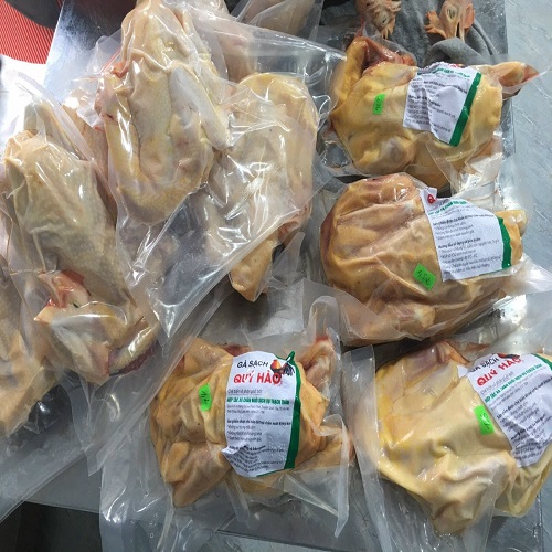 Gà sạch Quý Hào