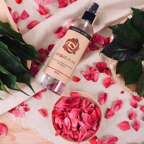 Nước lau mặt hoa hồng Karose Pure