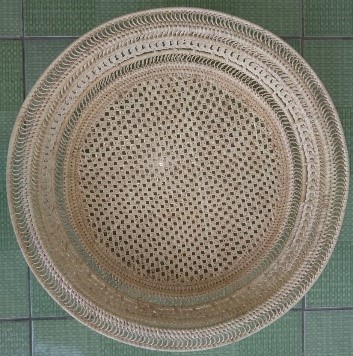 Đĩa tròn đan mây